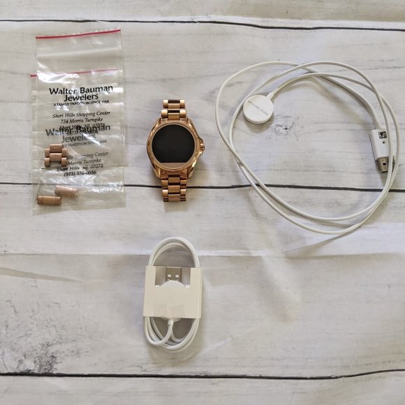 Michael Kors | Bradshaw Smartwatch | Rose Gold - Picture 7 of 7